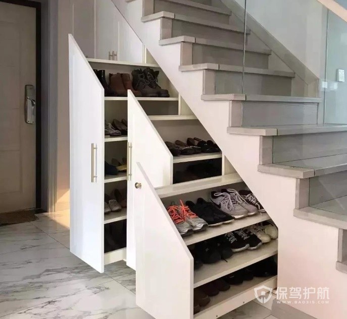 楼梯下鞋柜如何设计? 楼梯下可以如何灵活运用?