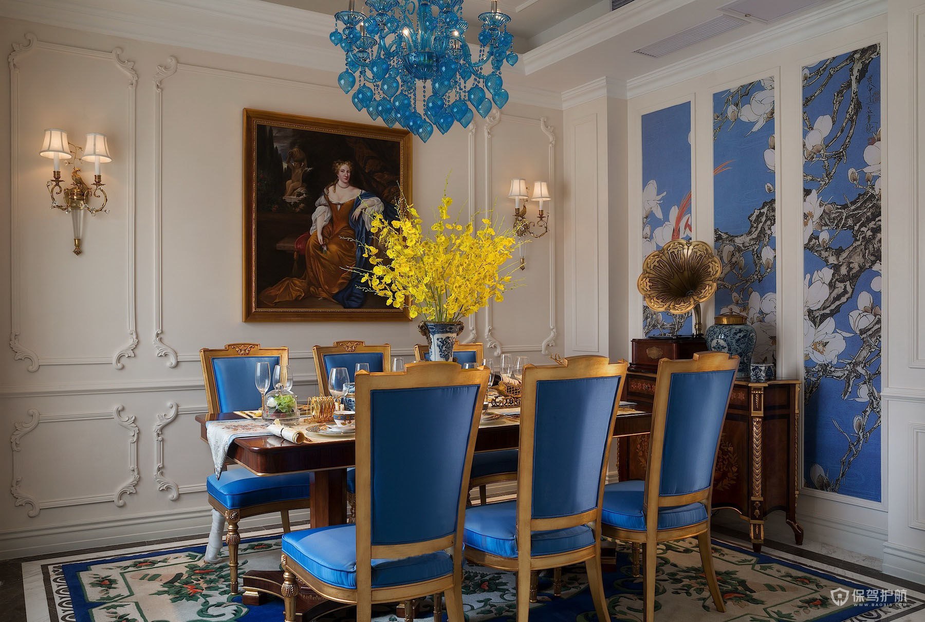 蓝色法式风情别墅餐厅装修效果图