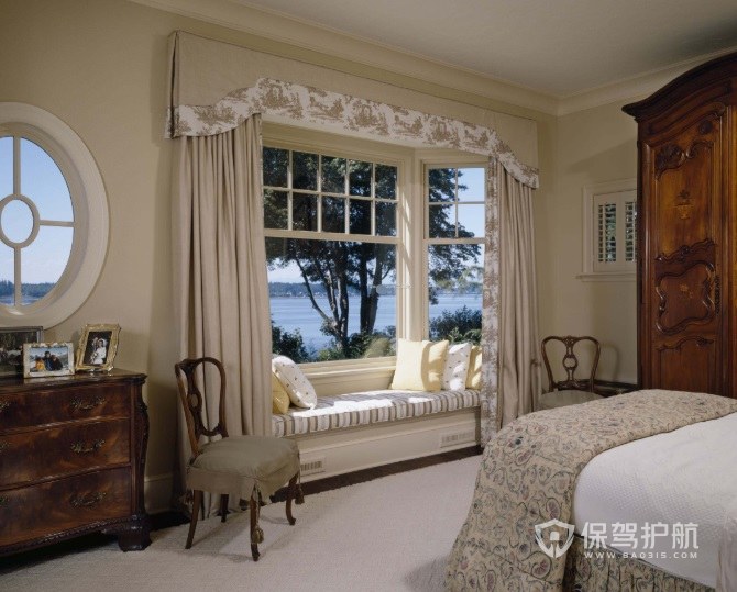 美式古典风卧室飘窗装修效果图