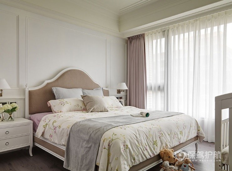 法式淡雅风卧室双层式窗帘装修效果图