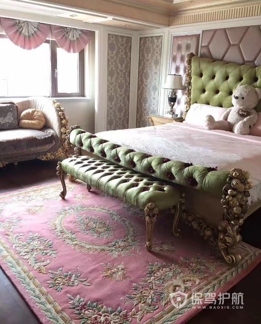 172平欧式风格卧室地毯装饰效果图