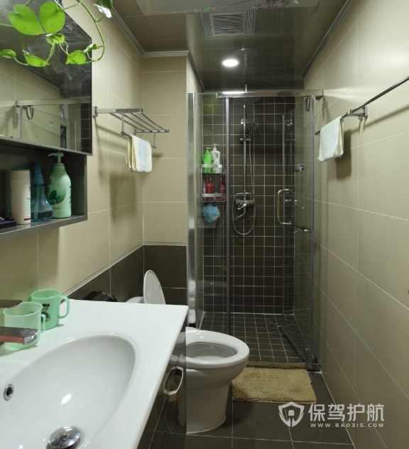 长方形卫生间淋浴房安装效果图