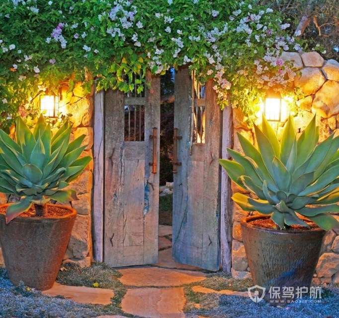中式乡村庭院怀旧木门装修效果图