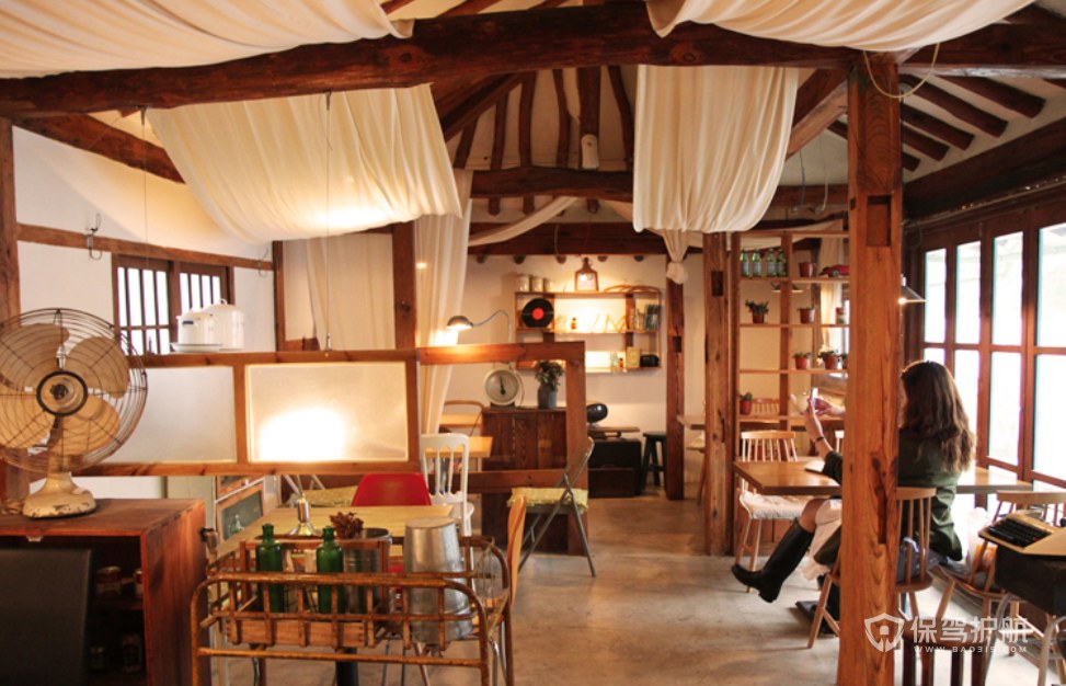 日式复古风咖啡馆布局效果图