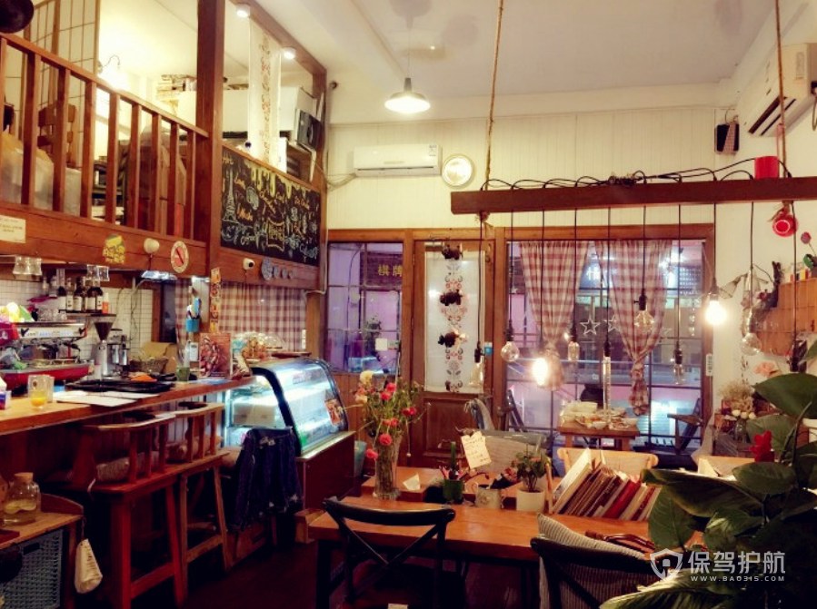复古风格小咖啡店装修效果图