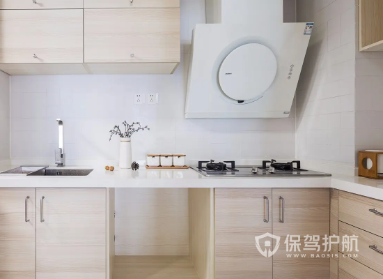 日式简约风格三居室厨房装修实景图