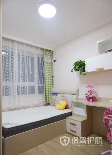 日式极简风格儿童房装修实景图