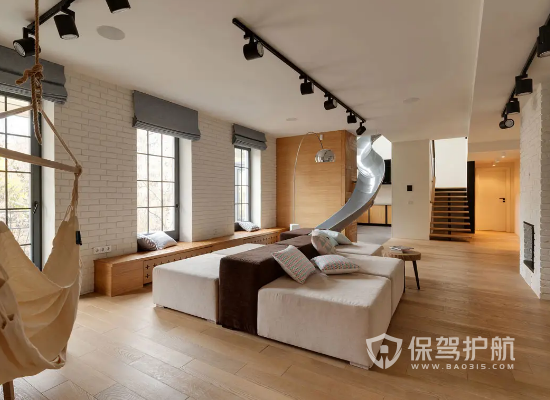 日式风格复式楼客厅装修实景图