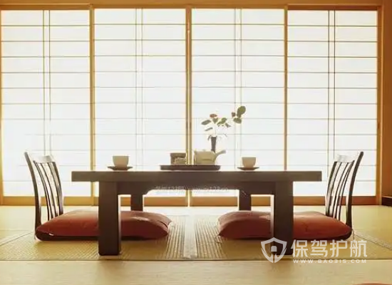 日式风格复式楼阳台装修实景图